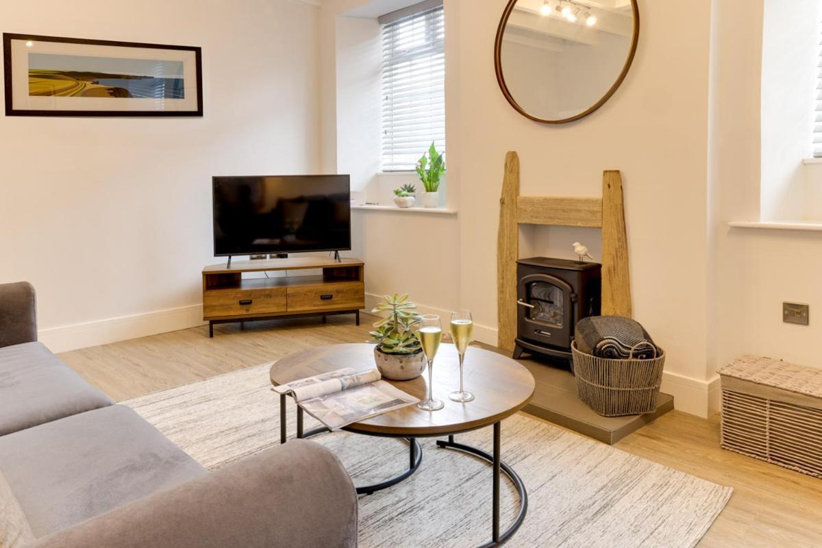 Beam End Snainton - Modern 2-Bedroom Stone Cottage Eksteriør billede
